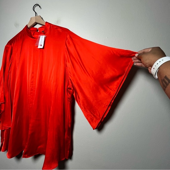 NEW Lane‎ Bryant Women Blouse 18 Red Relaxed Flutter-Sleeve Mock-Neck Top Satin - Picture 6 of 16